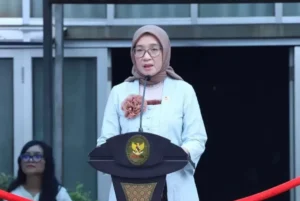 Kenaikan Gaji PNS 16 Persen Menteri PANRB Belum Pastikan