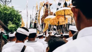 Penjor Galungan Makna Simbol dan Filosofi di Balik Keindahannya