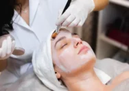 Cegah Flek Hitam Sejak Muda Tips dr Kamilah untuk Kulit Awet Muda