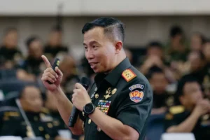 Edwin Adrian Sumantha Panglima Benteng Keamanan RI 1 dan RI 2