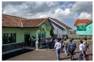 Siswa Nakal Tolak Program Militer Dedi Mulyadi Ancam Tak Naik Kelas