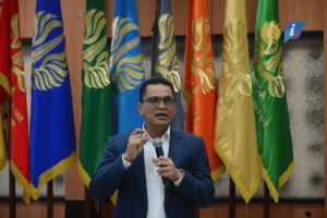 Tabrakan Kapal Mahakam Lonceng Bahaya Logistik Nasional Berbunyi Keras
