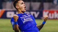 Persebaya Bajak Bidikan Persib: Mahar Rp 4,35 Miliar untuk Bintang Baru