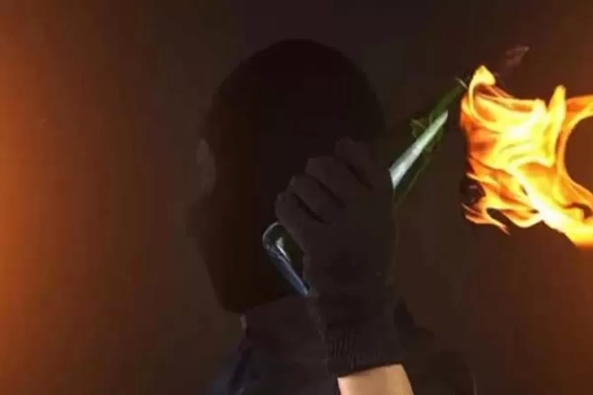 Rahasia Molotov Sejarah Bom Rakyat Lawan Penindas