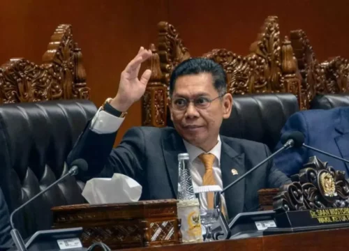 Skandal Tunjangan: Golkar Pecat Adies Kadir dari DPR RI