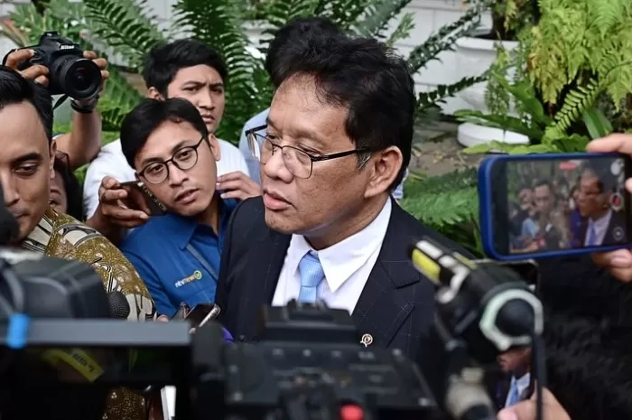 Menkeu Turun Tangan Benarkah Anggaran MBG Disuntik di Dapur Fiktif