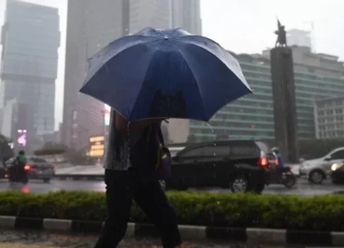 BMKG: Jakarta Berawan Hingga Hujan, Waspada! Akan Ada Kejutan Cuaca Hari Ini