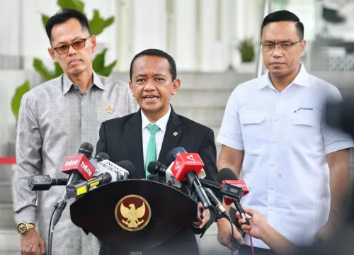 Bahlil Bongkar Strategi Gila Biodiesel B50: Indonesia Merdeka Energi?