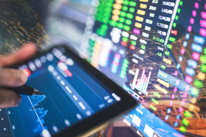 IHSG Menggeliat Tipis Sektor Teknologi Beraksi Kejutan Apa di Sesi II