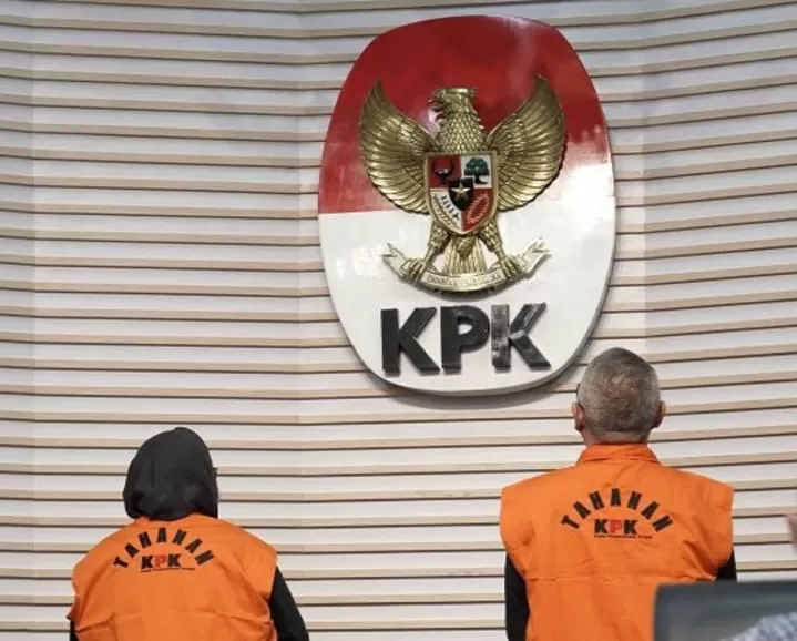 KPK Bongkar Jaringan Lukas Enembe Tukang Cukur Juga Ikut Terseret