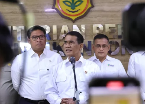 Mentan Bongkar Rahasia: Harga Pupuk Turun 20 Persen Tanpa Beban APBN, Kok Bisa?