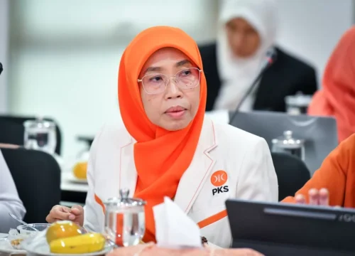 Netty Prasetiyani Desak Perpres MBG: Solusi Pasti Atasi Keruwetan Tata Kelola Program Pemerintah