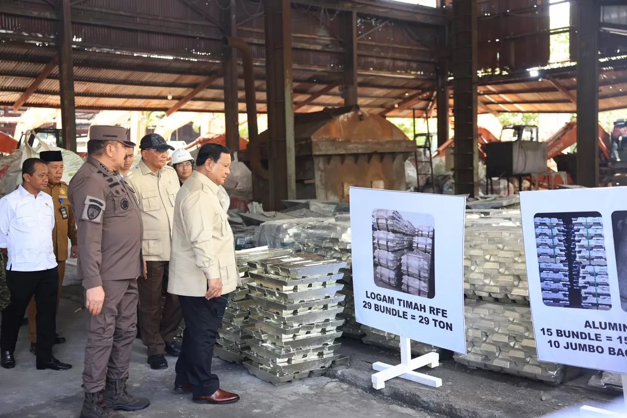Prabowo Berang Bongkar Rahasia Tanah Rp128 T di Babel Jangan Sampai Hilang