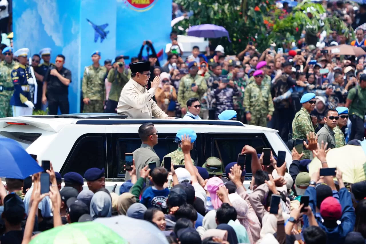 Prabowo Pimpin Iringan Akbar HUT TNI Kejutan Mengejutkan Menanti di Monas