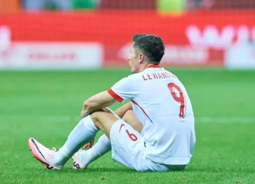 Badai Cedera Barcelona Menggila: Lewandowski Robek Hamstring, Krisis Makin Parah!