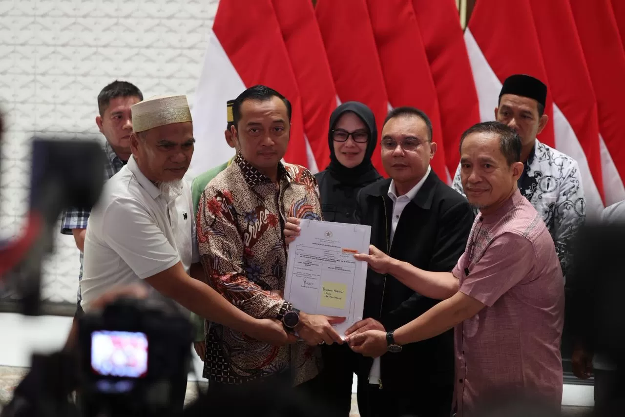 Guru Luwu Utara Bersyukur Prabowo Beri Kabar Gembira Setelah Penantian Panjang