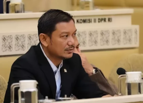 **Jusuf Kalla Terseret Sengketa Lahan : Indrajaya Bongkar Mafia Tanah, Siapa Dalangnya?**