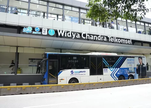 Pramono Anung Bikin Geger: Gaji 6 Juta Bisa Gratis Naik Transportasi Umum?