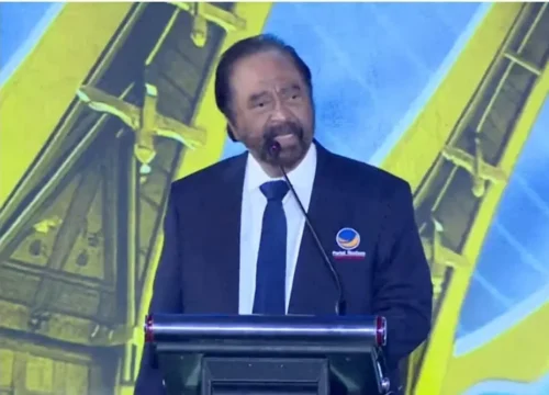 Soeharto Pahlawan Nasional : Nasdem Siap Dukung, Surya Paloh Ambil Sikap Mengejutkan