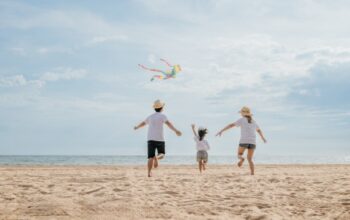 Temukan Surga Tersembunyi 7 Destinasi Akhir Tahun untuk Recharge Reconnect