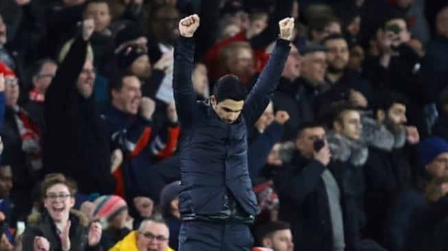 Arsenal Menggila di Villa Park Arteta Kirim Peringatan Perburuan Gelar