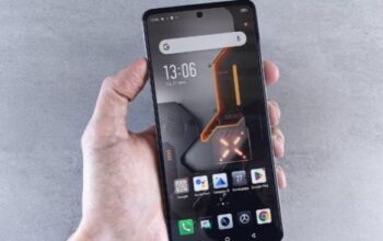 HP Sinyal Kuat & Anti Lemot: 6 Pilihan Top untuk Petualang Daerah Terpencil!