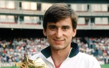 Mantan Arsenal Tolak MU Demi Sinetron Kisah Kocak di Balik Layar