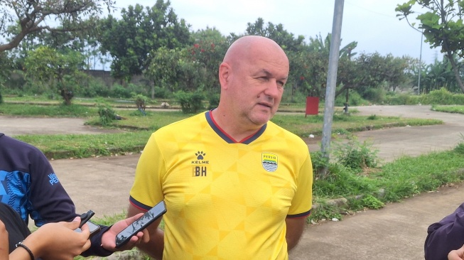 Persib Bandung Datangkan Pemain Anyar Jawaban Hodak Mengejutkan Bobotoh