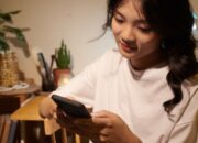 Rahasia Cuan Online: 9 Cara Hasilkan Uang dari HP, Kerja Tanpa Ngantor!