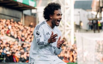 Zirkzee Starter MU AS Roma Wajib Waspada Transfer Impian di Ujung Tanduk