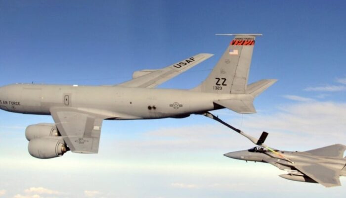 Misteri di Langit Iran: Pesawat Tanker AS Jatuh Saat Misi Rahasia