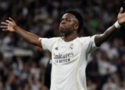 Vinicius Junior Menggila di Derbi Madrid: Real Madrid Kuasai Laga Penuh Drama!