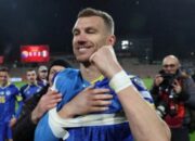 Rahasia Pilu di Balik Gawang Dzeko: Piala Dunia 2026, Dedikasi untuk Korban Perang!