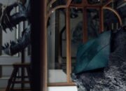 Mengejutkan! Tas Tangan Pertama Kulit T-Rex Sintetis Seharga Miliaran Siap Dilelang!