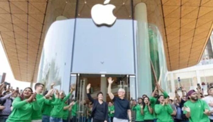 TERBONGKAR! Taktik Licik Apple Jegal Pesaing, Borong RAM Ponsel Sampai Ludes!