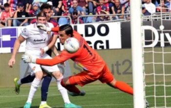 AUDERO TERPURUK! Cremonese Terjerembab ke Zona Merah, Laga Krusial Penentu Nasib!