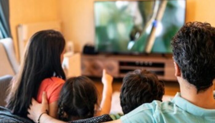 Akhir Pekan Boring? Ini Rahasia Keluarga Anti-Bosan & Kantong Tetap Tebal!