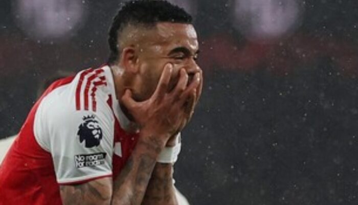 DIAMUK Fans Sendiri! Gabriel Jesus Diteriaki ‘Judas’ di Etihad, Reaksi Sang Bintang Mengejutkan!