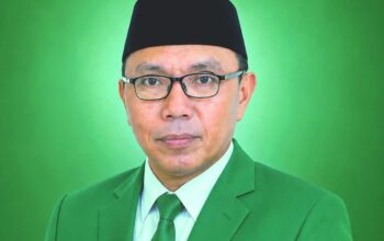Kisah Om Noka: Meniti Jembatan Antara Aktivisme dan Politik