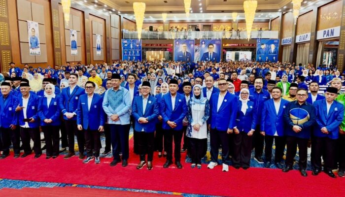 Pelantikan Akbar PAN Gorontalo Dihadiri Zulhas dan Artis Nasional